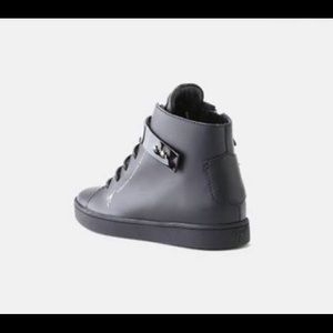 Giuseppe Zanotti High top Patent sneaker,black us9